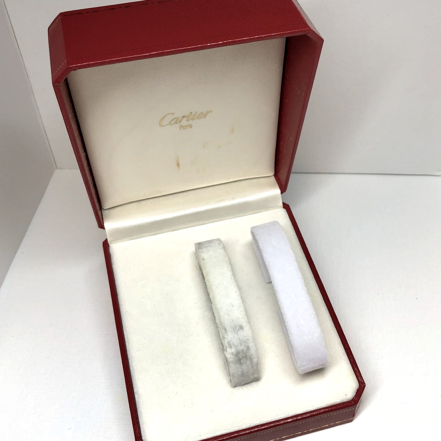 13mm White Velvet Bendable Metal HOLDER For Cartier Box