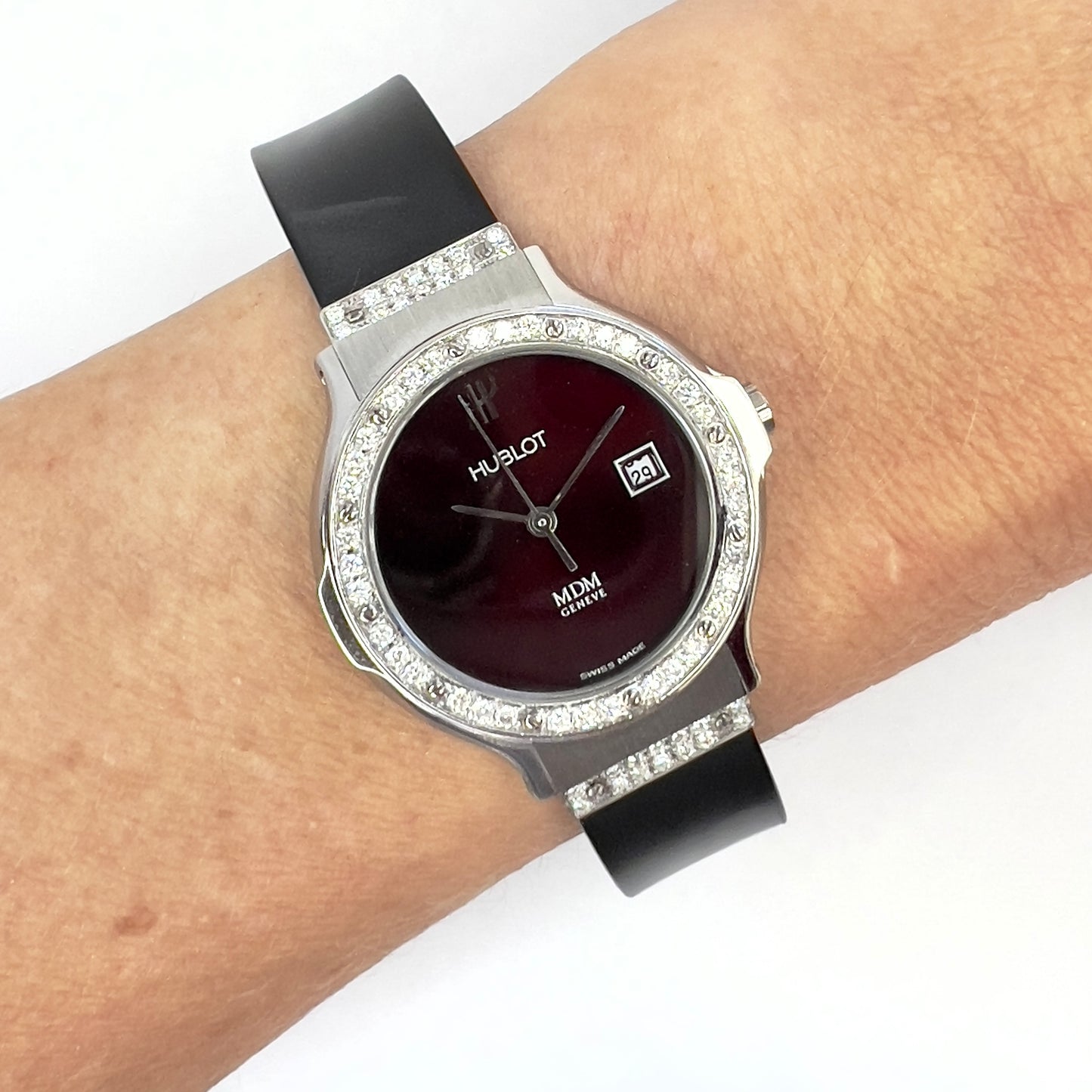 HUBLOT MDM Quartz Steel 28mm 0.48TCW DIAMOND Watch Burgundy Dial