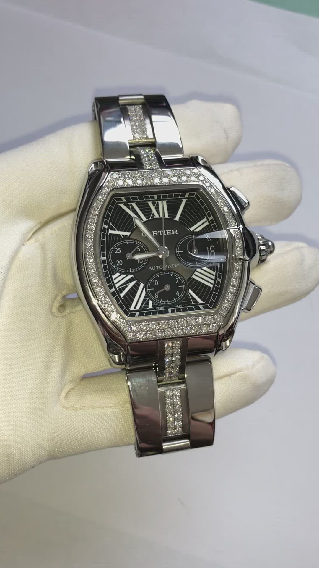 CARTIER ROADSTER Chronograph 2618 Automatic 42mm Steel ~4.5TCW Diamond WatchCARTIER ROADSTER Chronograph 2618 Automatic 42mm Steel ~4.5TCW Diamond Watch