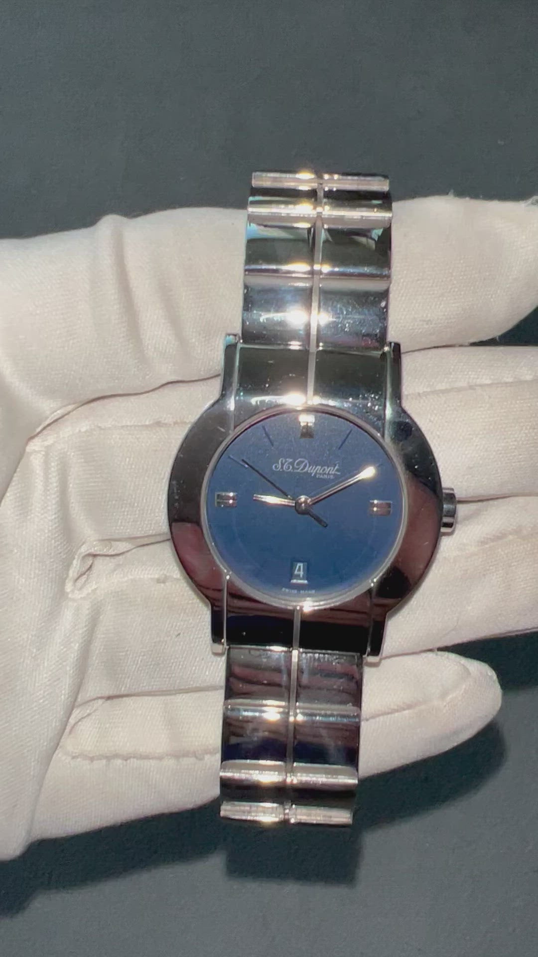 S.T DuPont Paris 腕時計 S.T. DUPONT 30mm Quartz Stainless Steel Watch | NATILUXIA