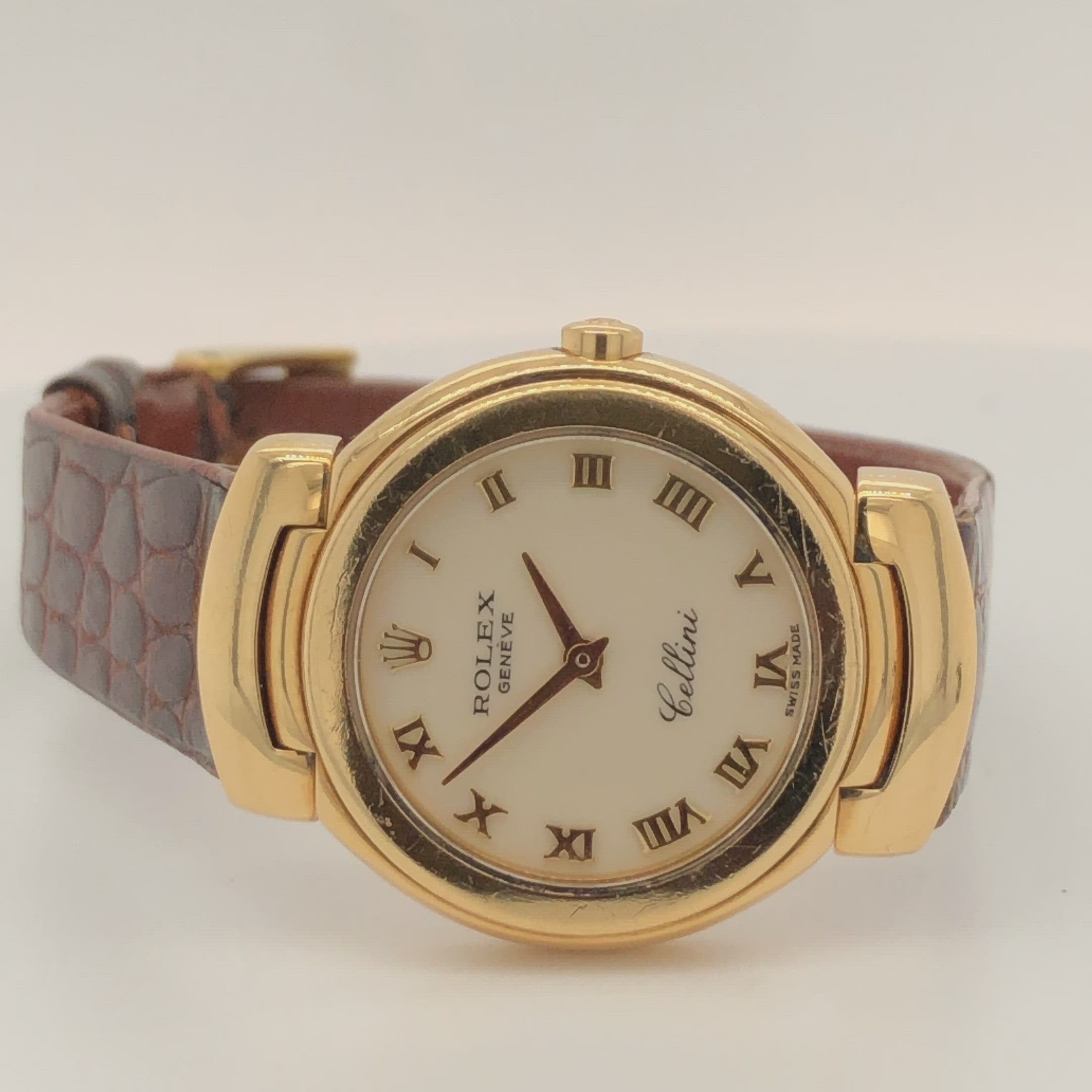 ROLEX CELLINI 26mm 18K Yellow Gold Watch NATILUXIA