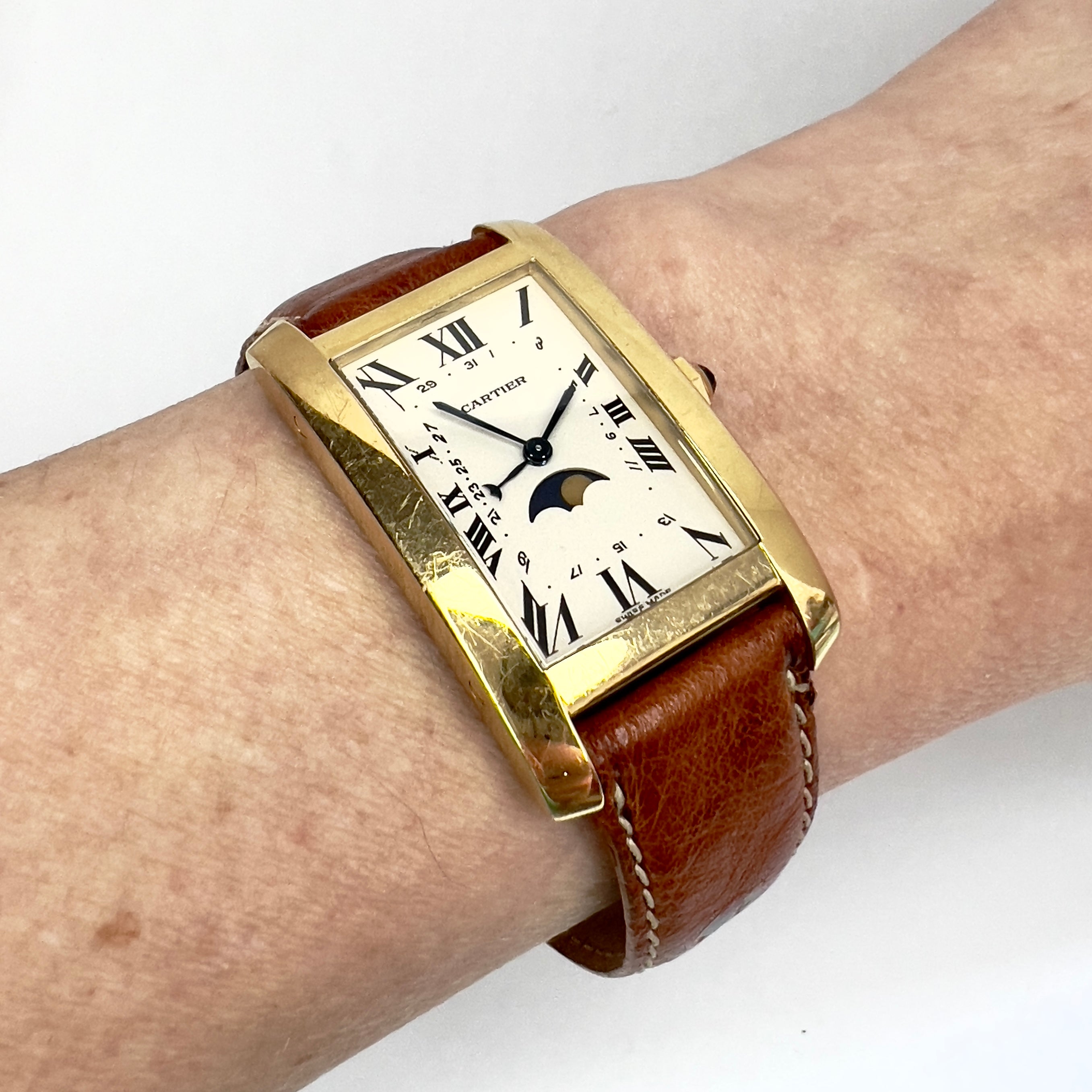 CARTIER TANK AMERICAINE Quartz 18K Yellow Gold Moon Phase Watch