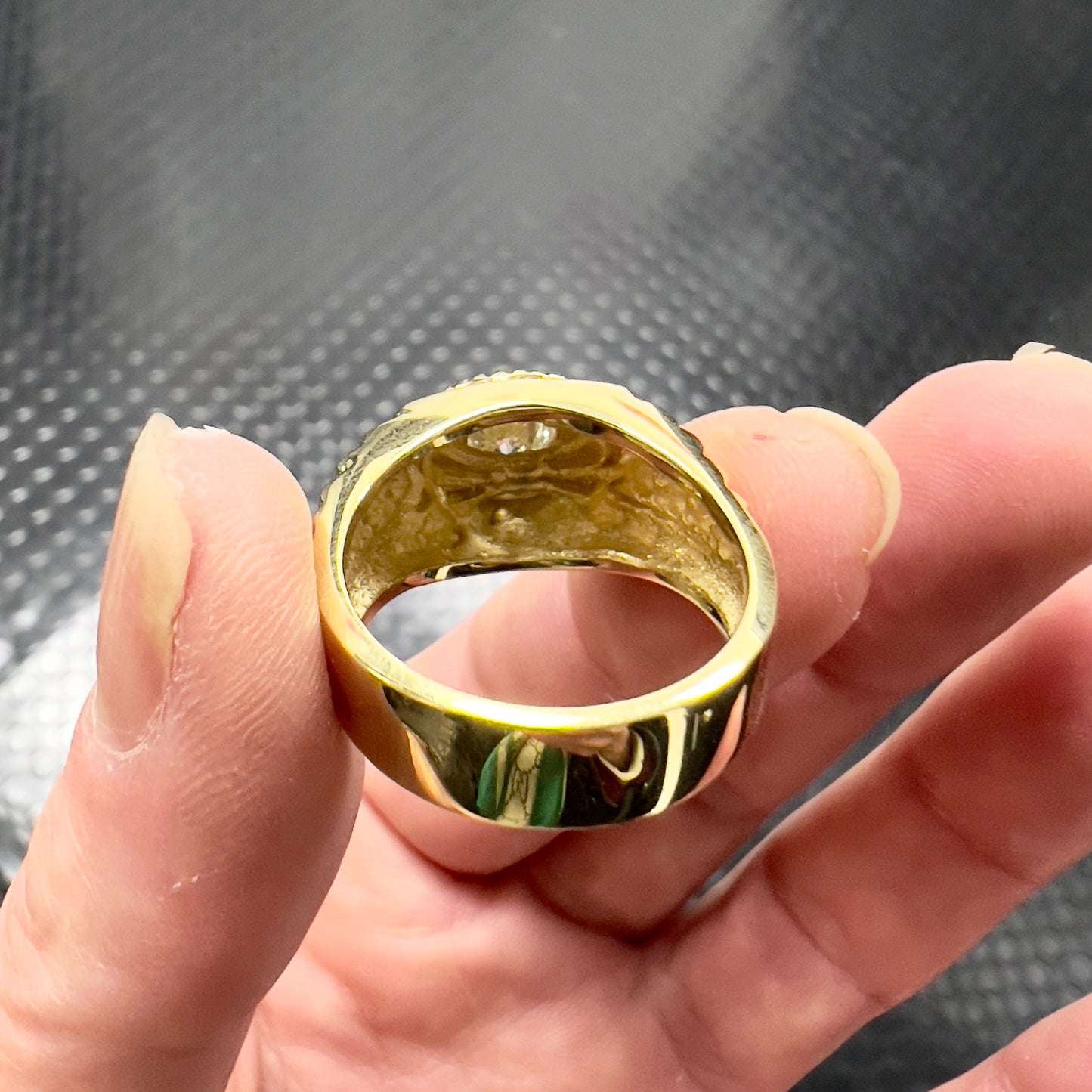 18K Yellow Gold 1.02TCW Natural Diamond Men’s Ring 17g Size 9.5