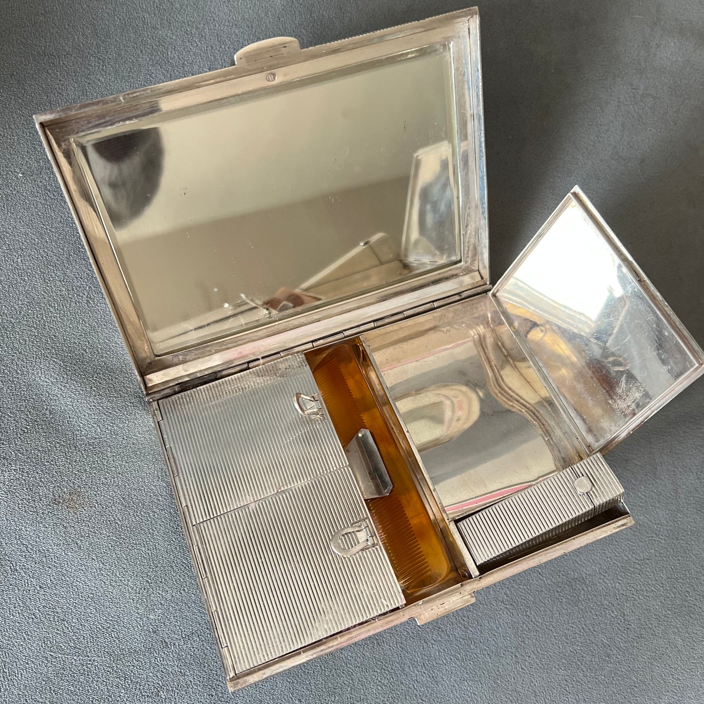 TIFFANY & CO. 925 Sterling Silver Makeup Kit 5.55x4.10x1.5” 580g + Dust Bag + Box